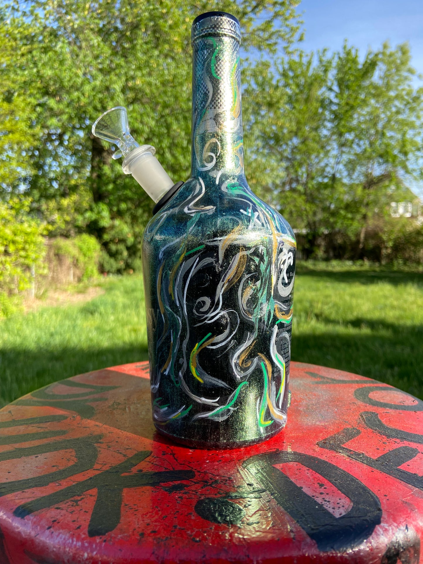 Hennessy Black 750ml Water Pipe