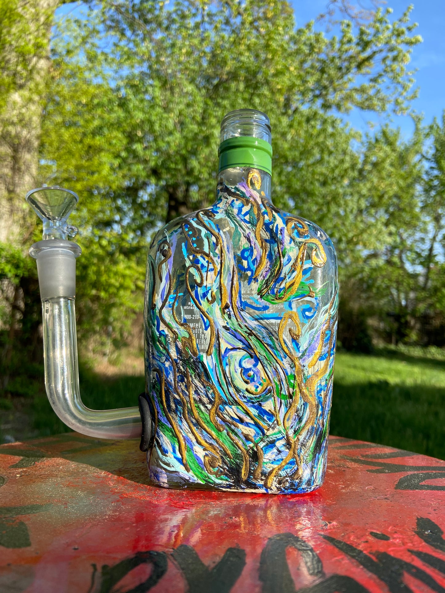 E&J Pint Water Pipe