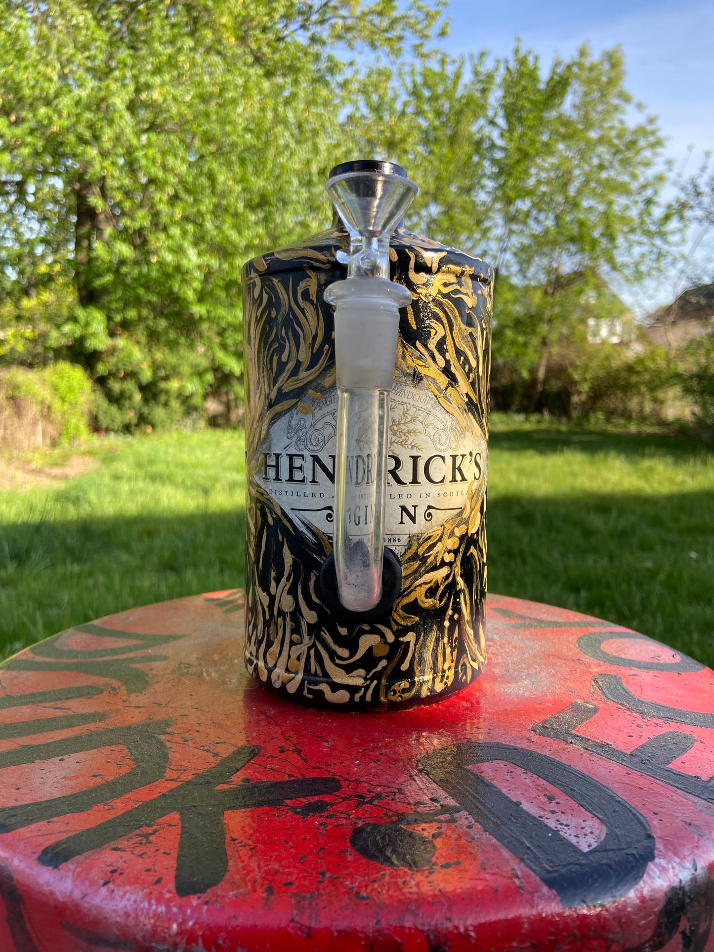 Hendricks Gin 1L Water Pipe