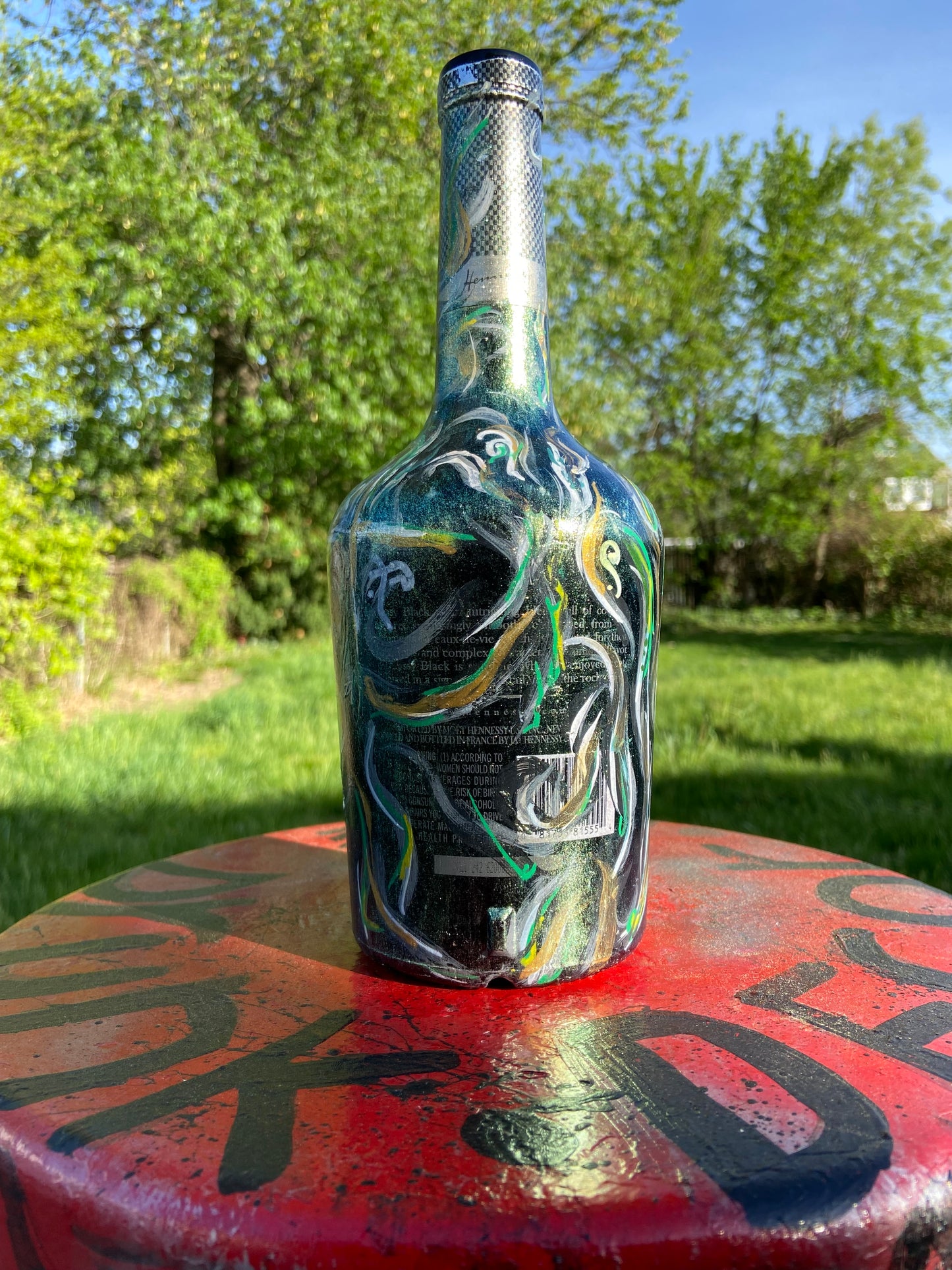 Hennessy Black 750ml Water Pipe