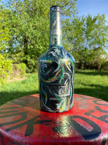 Hennessy Black 750ml Water Pipe