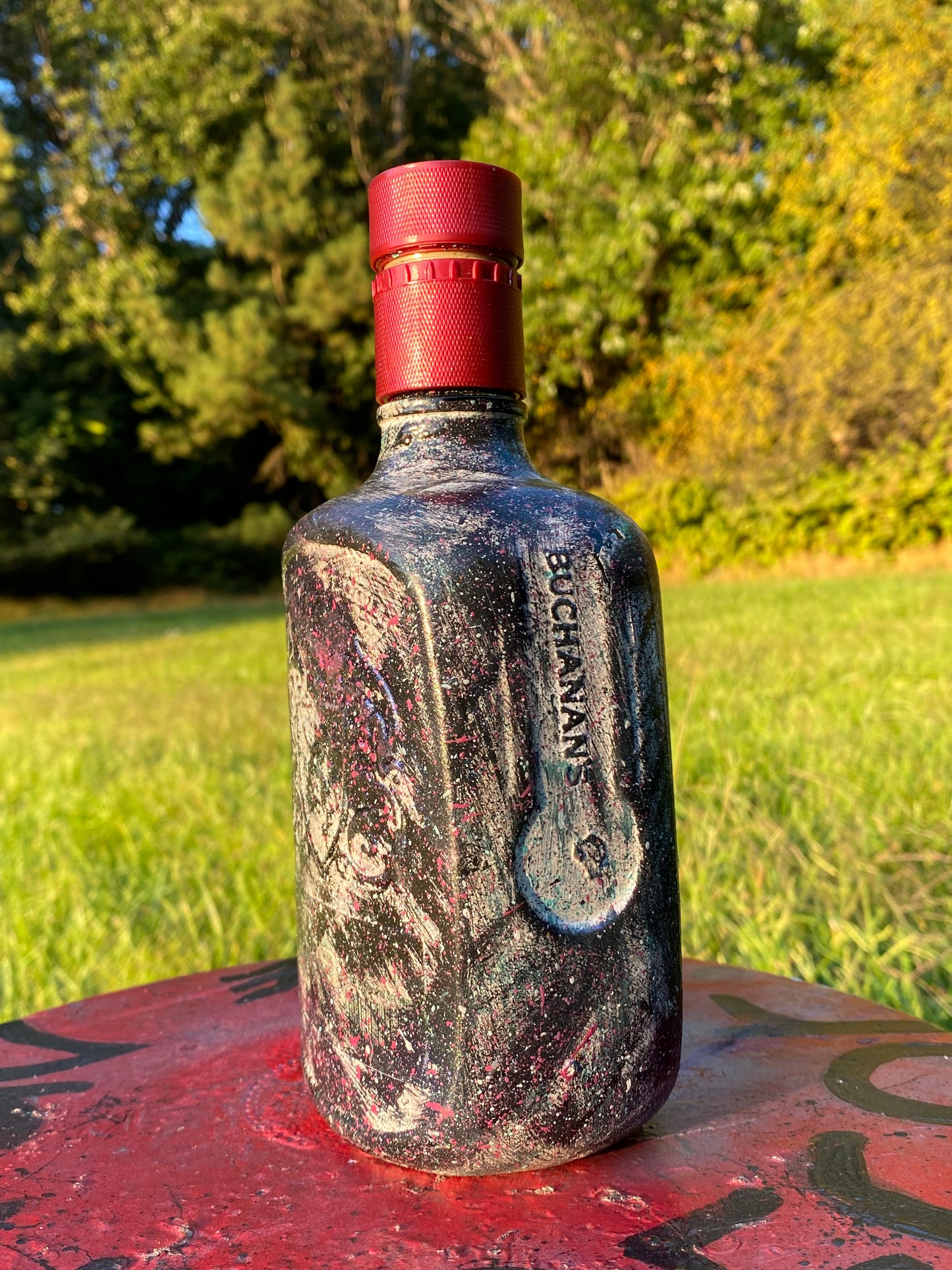 (La Bestia Negro) 750ml Buchanan’s Adaptive Art Piece