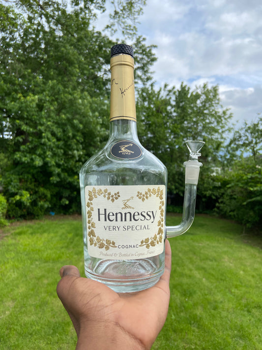 1L Hennessey Glass Canvas