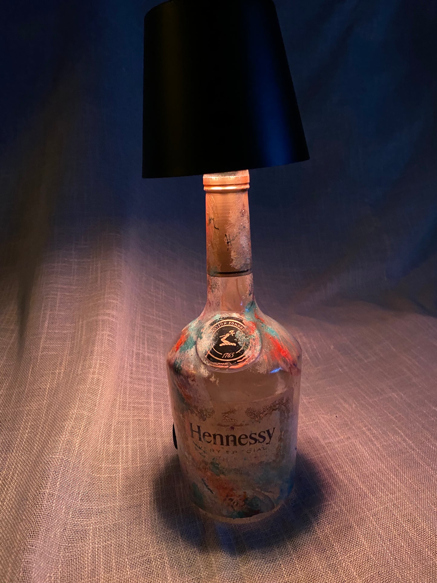 (Splash & Spirit) Hennessy 750 mL Decorative Art Bottle