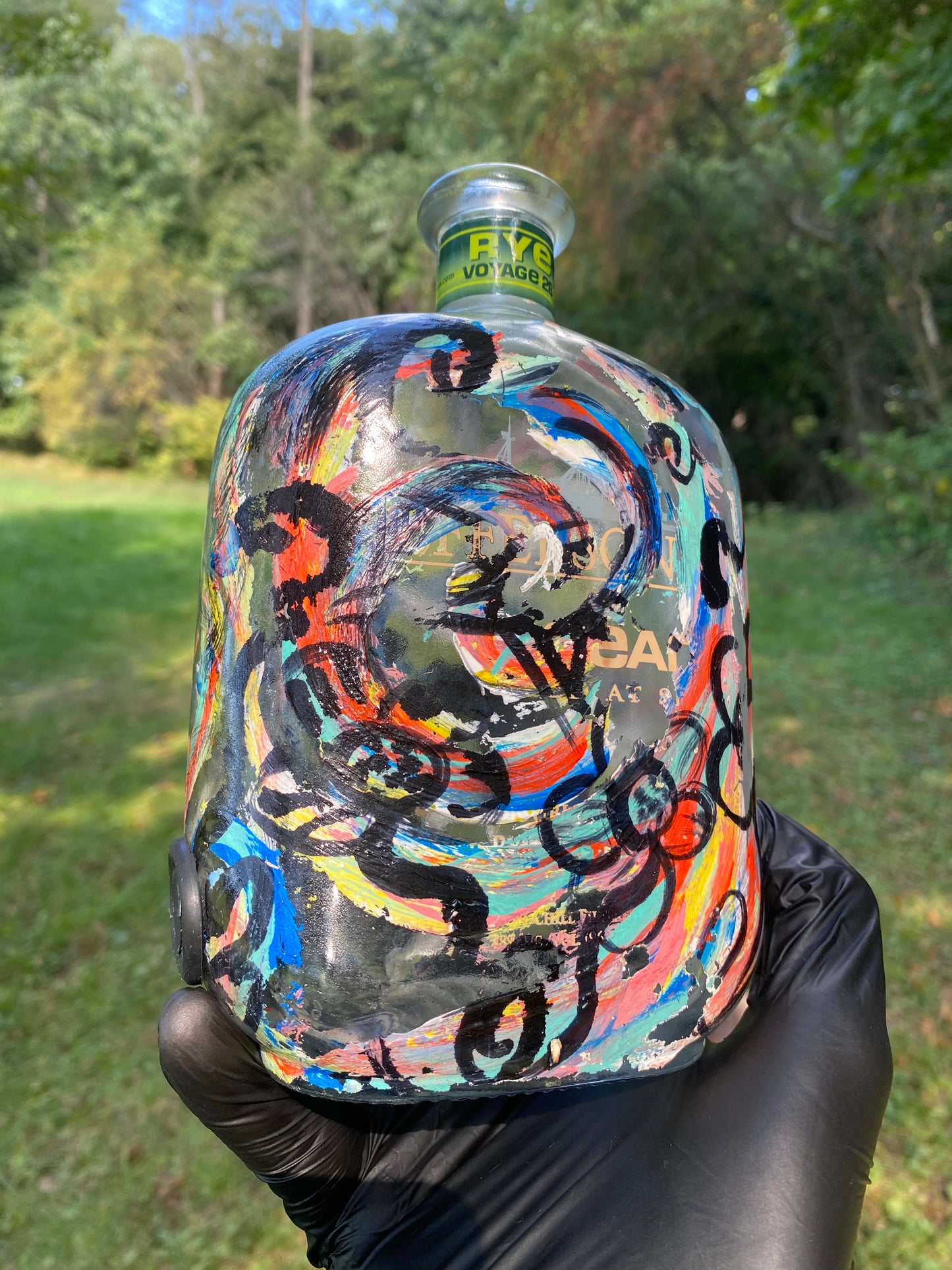 (Tide & turpentine)Jefferson's 750 mL Adaptive art piece