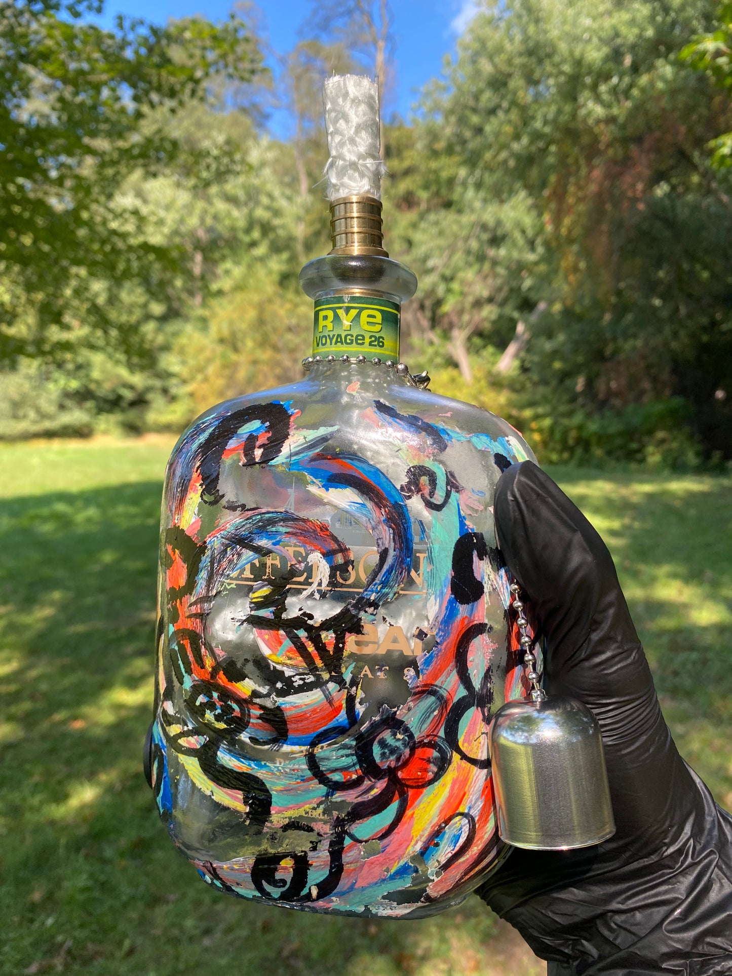 (Tide & turpentine)Jefferson's 750 mL Adaptive art piece